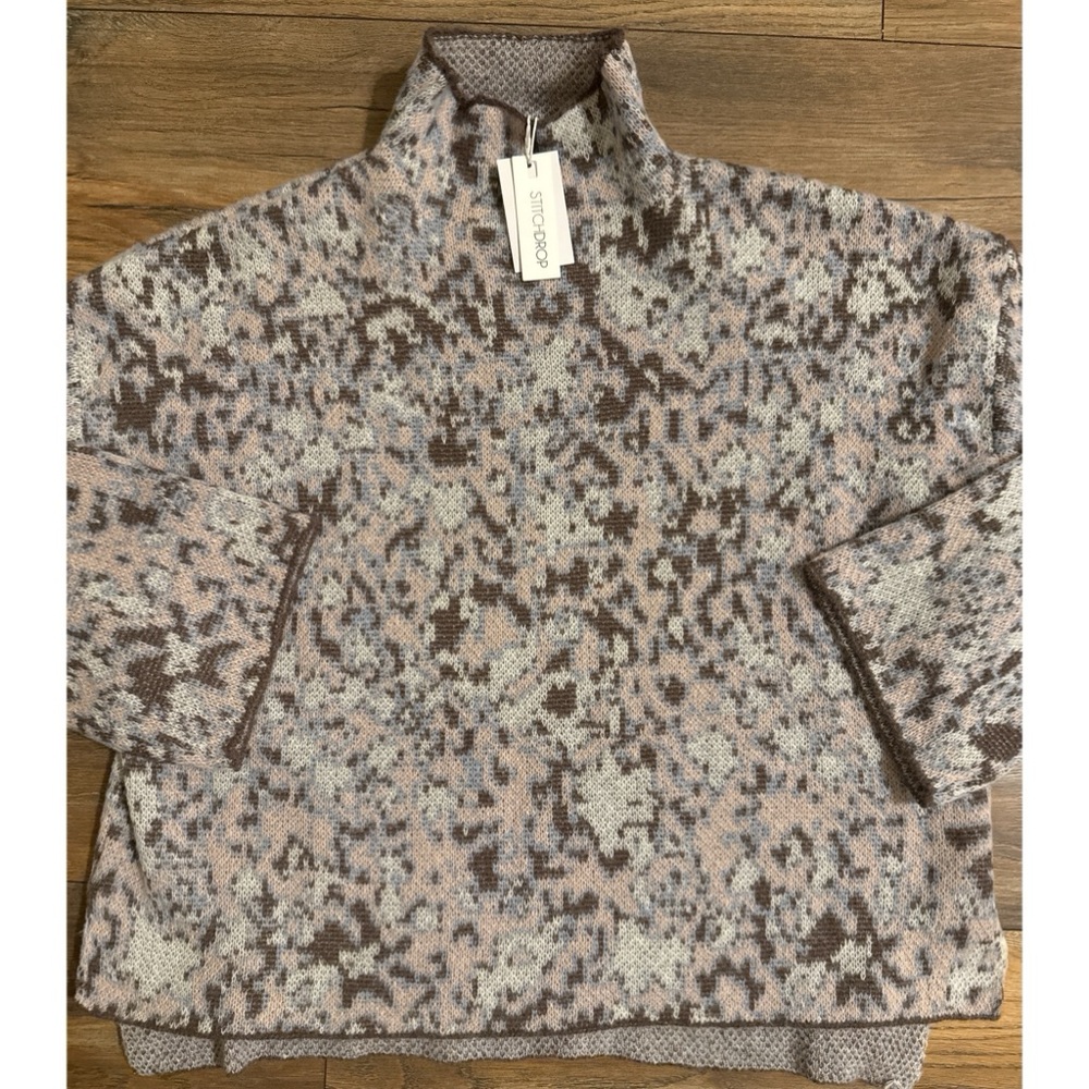 Stitchdrop Size Small Pink and Gray Abstract Design Mock Neck Sweater NWT